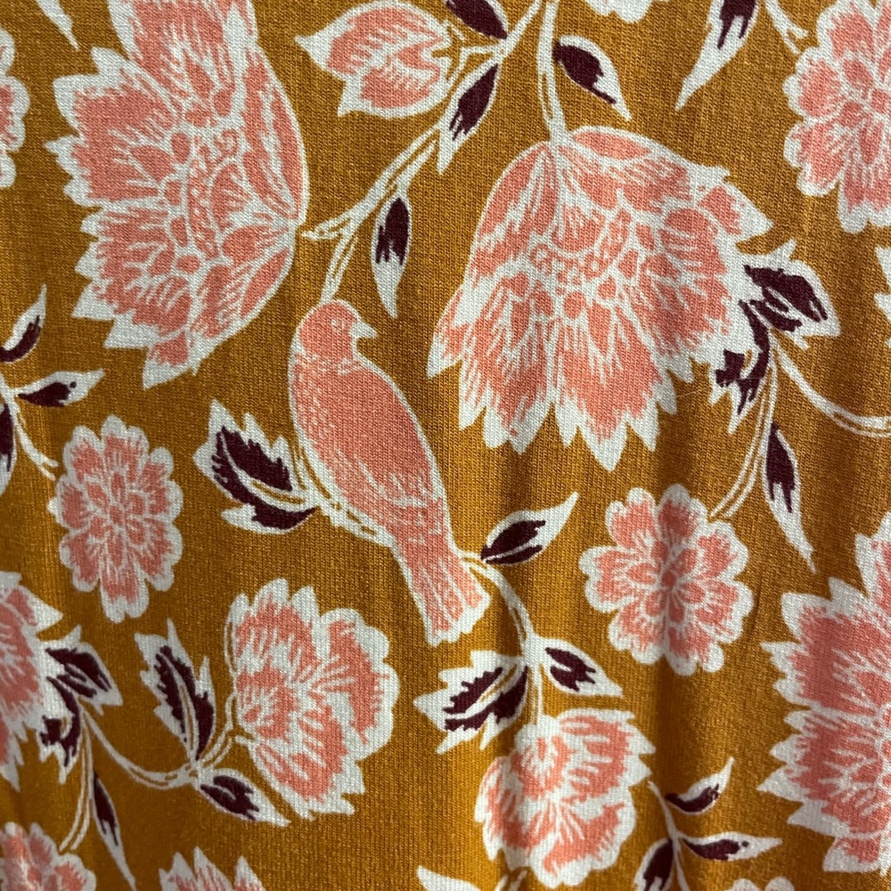 Patterned Dress - Picture 2 of 3